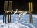 "Прогресс" доставил на МКС груз и подарки. Но космонавты отправились спать, не распаковав их
