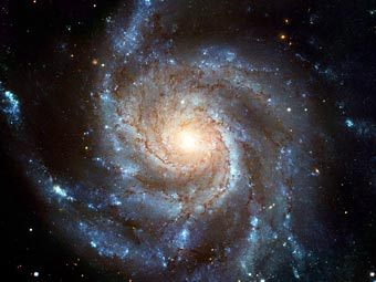  M101,     Hubble