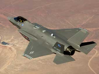   F-35.  Lockheed Martin.