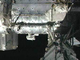 ,  21    .  NASA TV