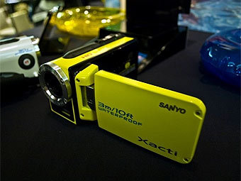 Sanyo VPC-WH1.    engadget.com