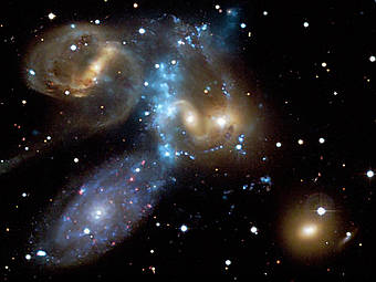  .  NASA/Chandra