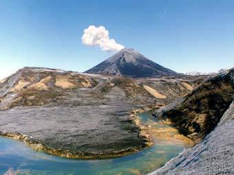   .    volcano.und.edu