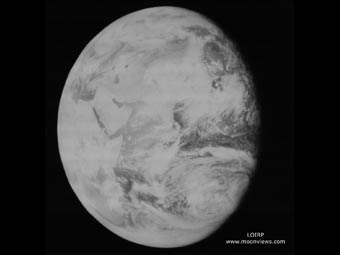  ,   "  V"  1967 .    moonviews.com