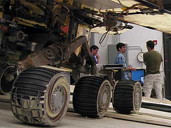   Spirit    .  NASA/JPL-Caltech 