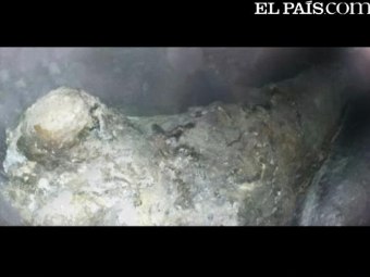   III .     El Pais